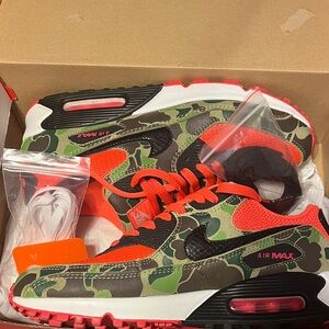 NIKE AIR MAX 90 SP REVERSE DUCK CAMO  INFRARED BLACK SIZE 9.5